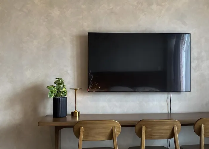 Seaview Connecting-studios In - Comfortable For Up To 8 People Cebu